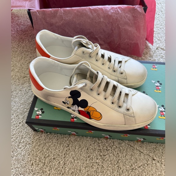 Disney x Gucci Mickey Mouse Sneakers - Picture 12 of 16